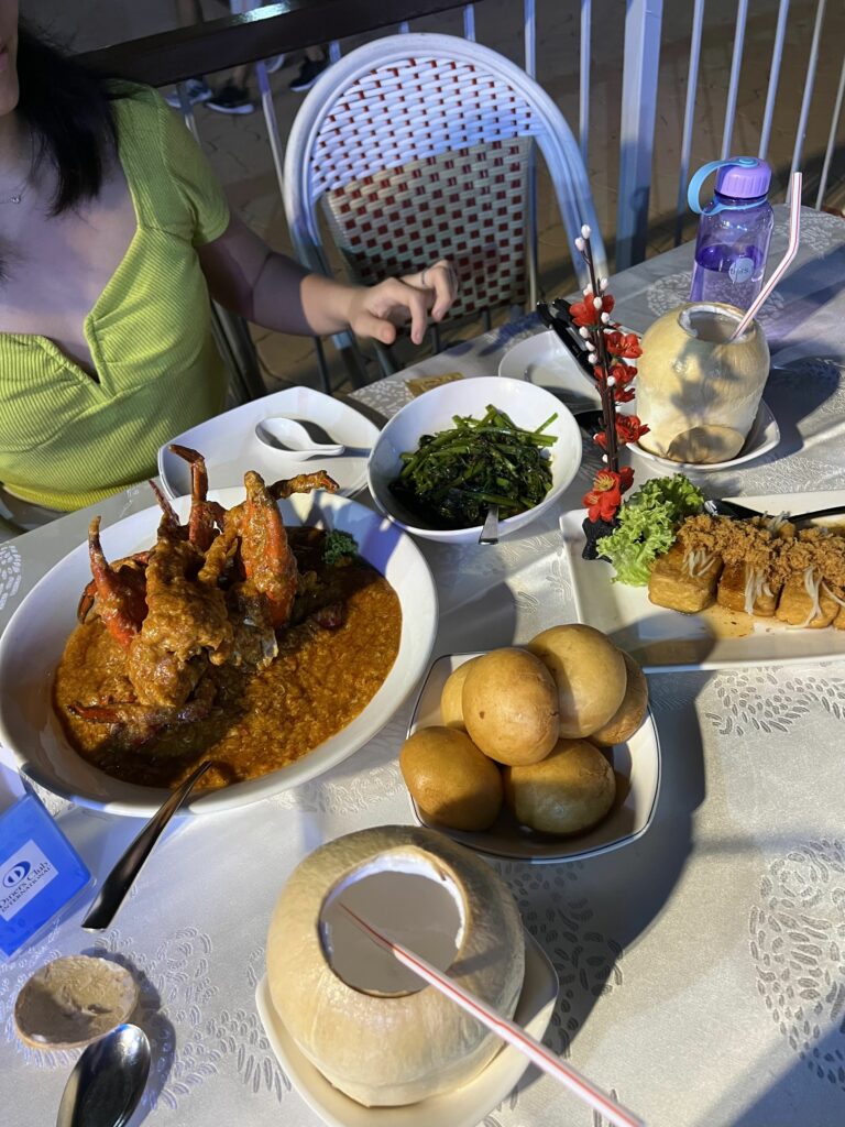Singapore food: chili crab