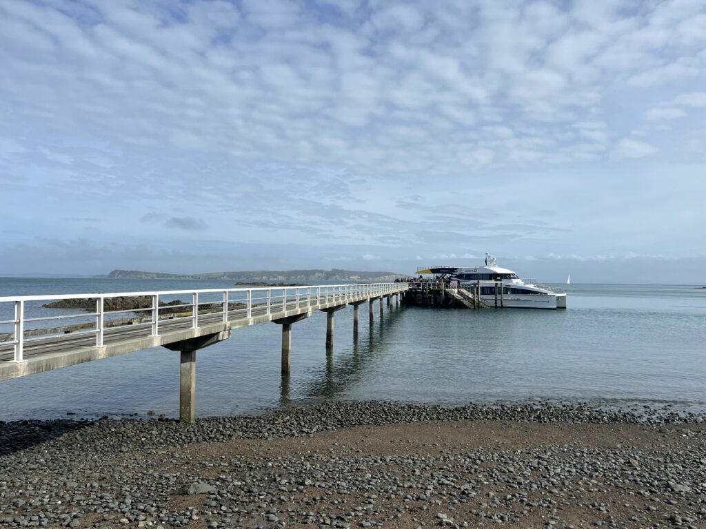 Tiritiri Matangi Ferry